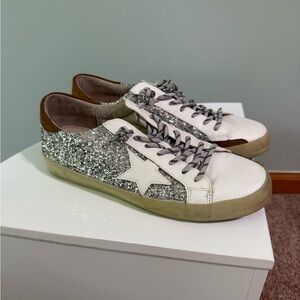 ShuShop Silver Glitter Star Sneakers